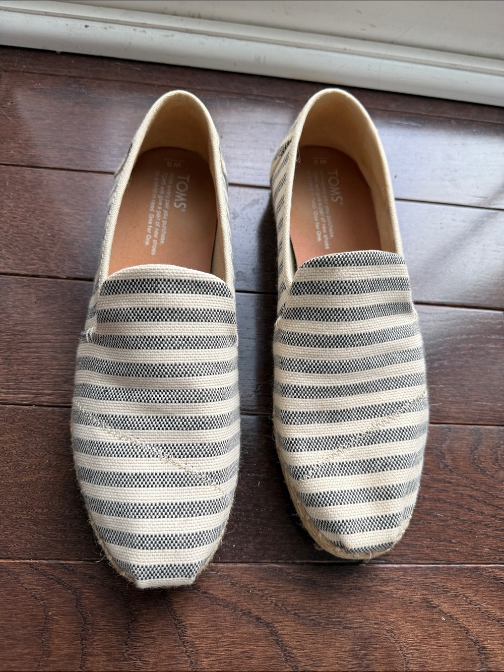 TOMS Women’s Beige and Navy Striped Canvas Slip-On Loafers